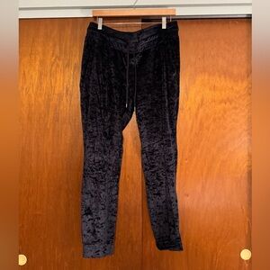 Lululemon Ready to Crush Jogger
Black sz 12
